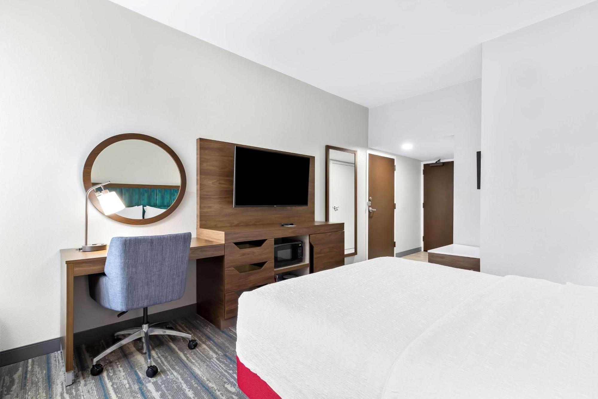 Hotel Hampton