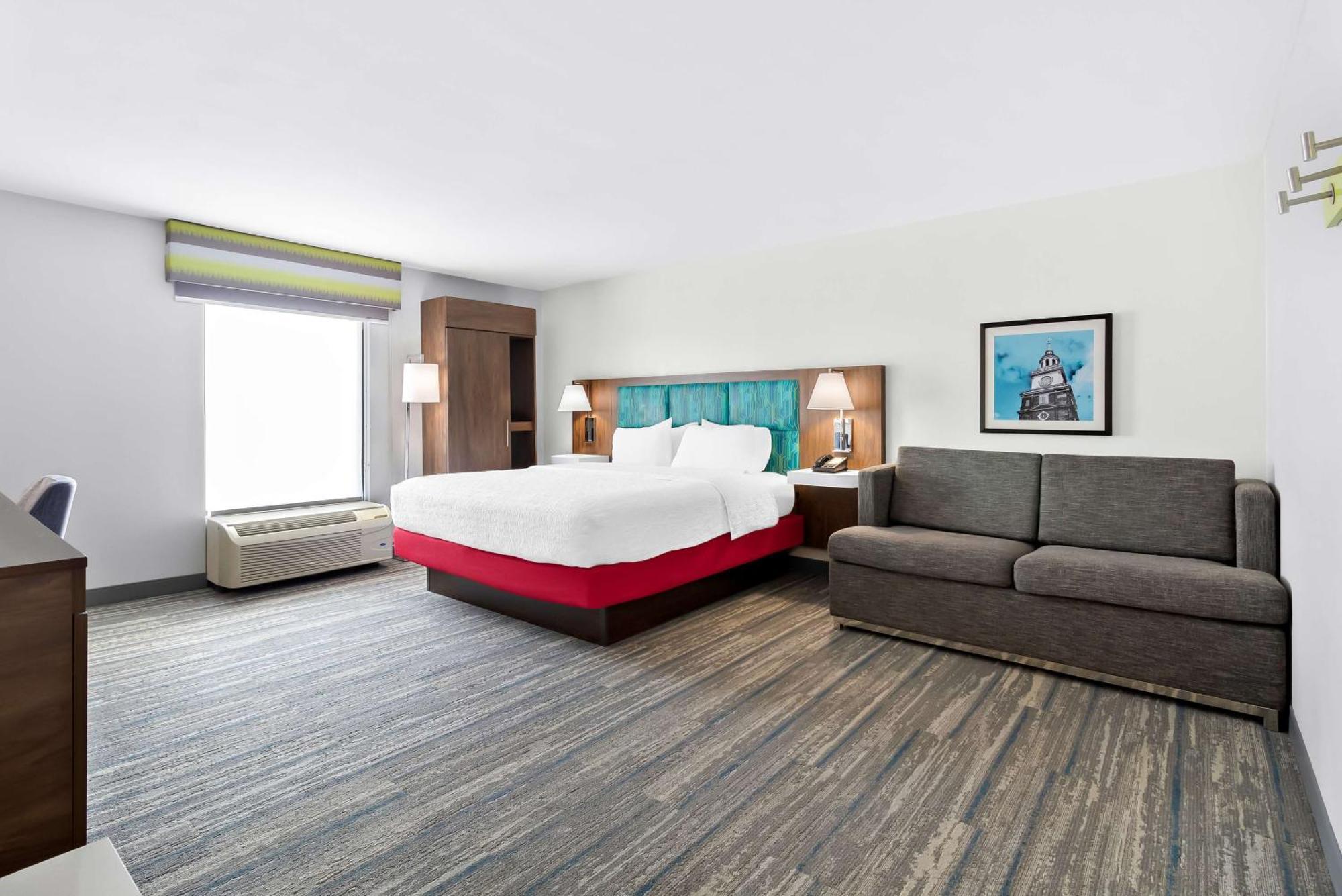 Hampton Hotel 3*