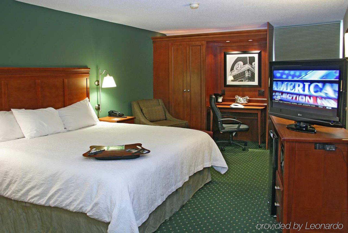 Hotel Hampton 3*