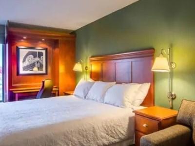 Hotel Hampton 3*